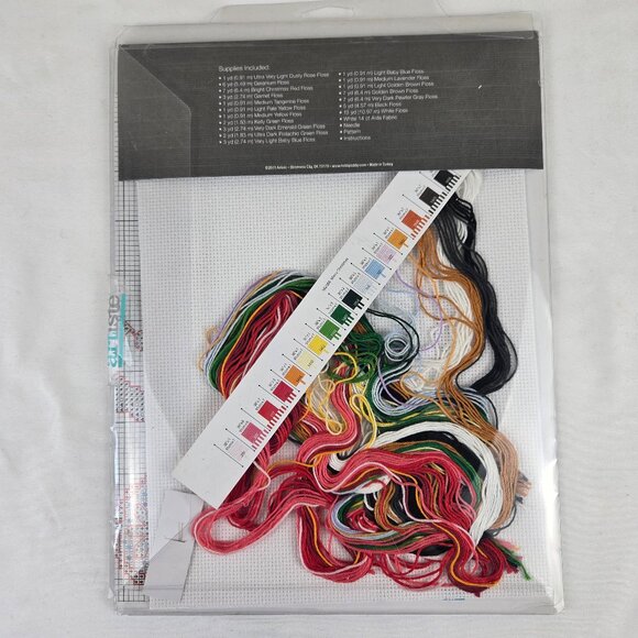 Artiste "Merry Christmas" Counted Cross Stich Kit NWT Fun Hobby Activity Crafts - Picture 7 of 9